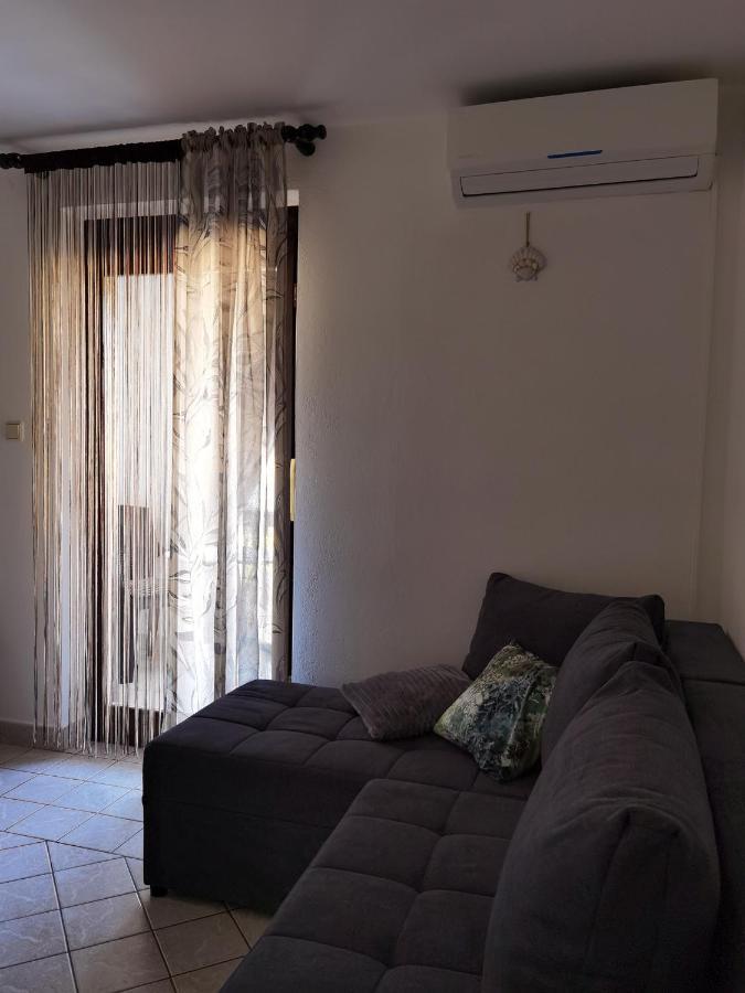 Apartments Slavica Rogoznica  Exterior photo