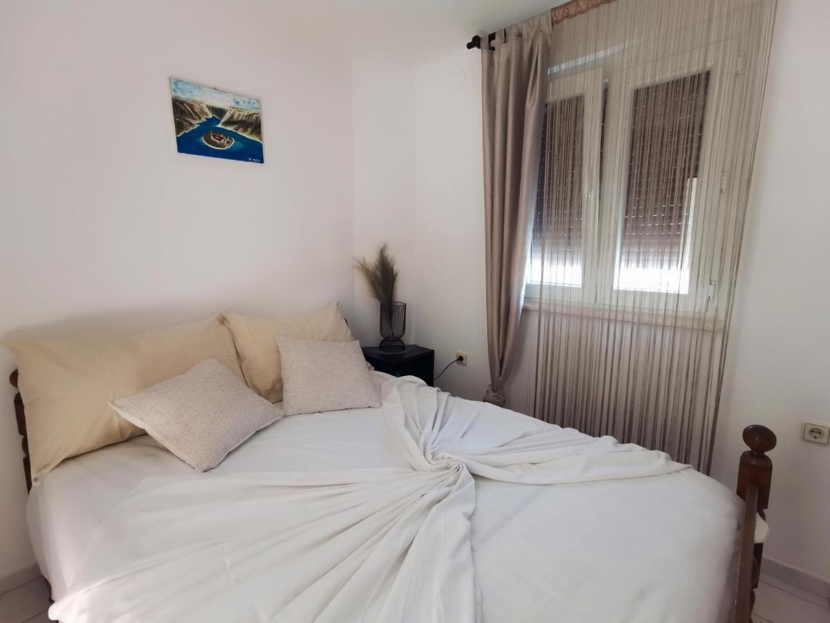 Apartments Slavica Rogoznica  Exterior photo